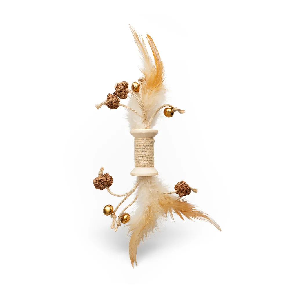 [CTOY25MATAMAKARA] Cattie Matatabi Spool Cat Toy with Bell & Feathers 25cm